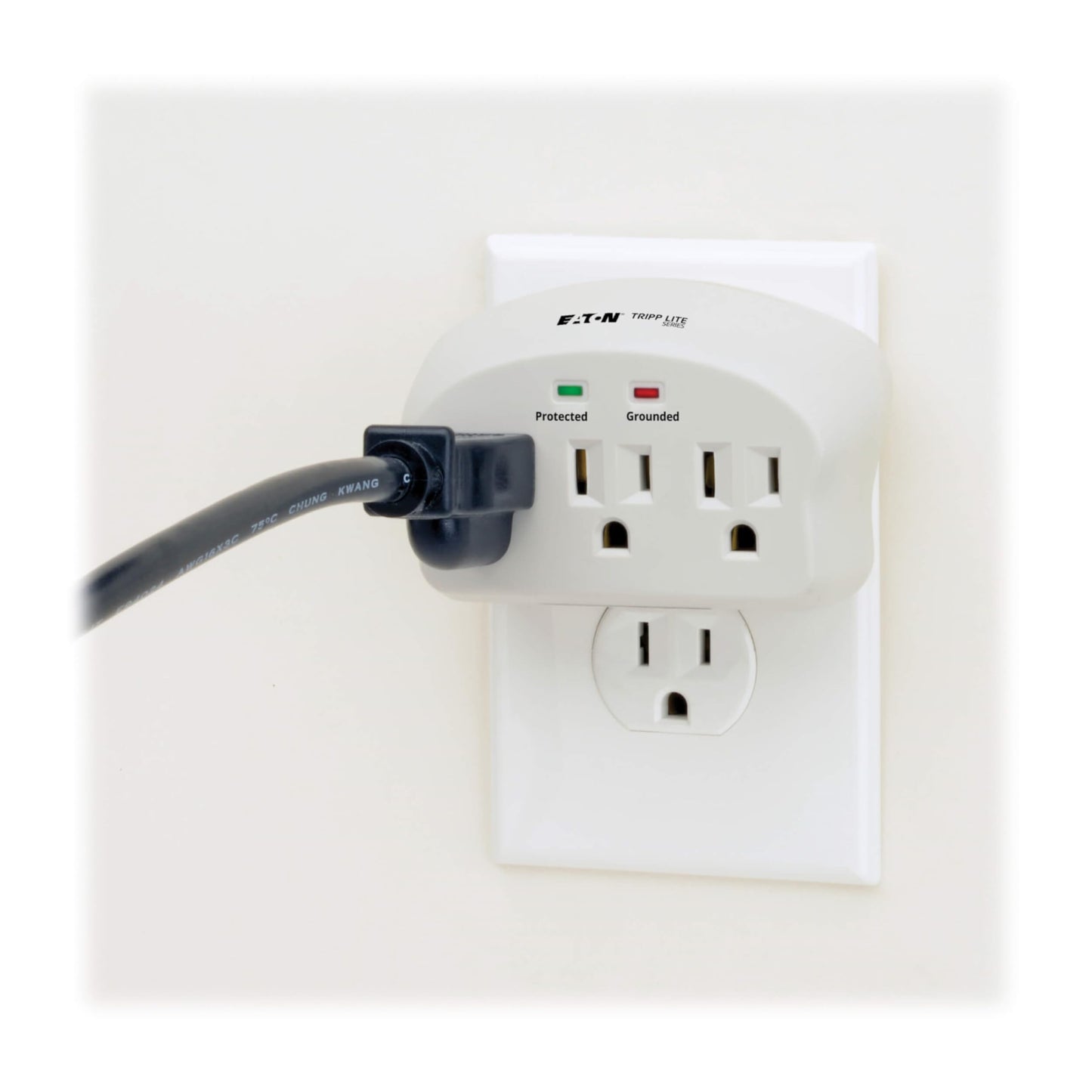 Eaton Tripp Lite SK3-0 Multi-Plug Wall Outlet Extender Surge Protector, 3 Outlets, 660 Joule Rating, Diagnostic LEDs, Portable Travel Wall Plug