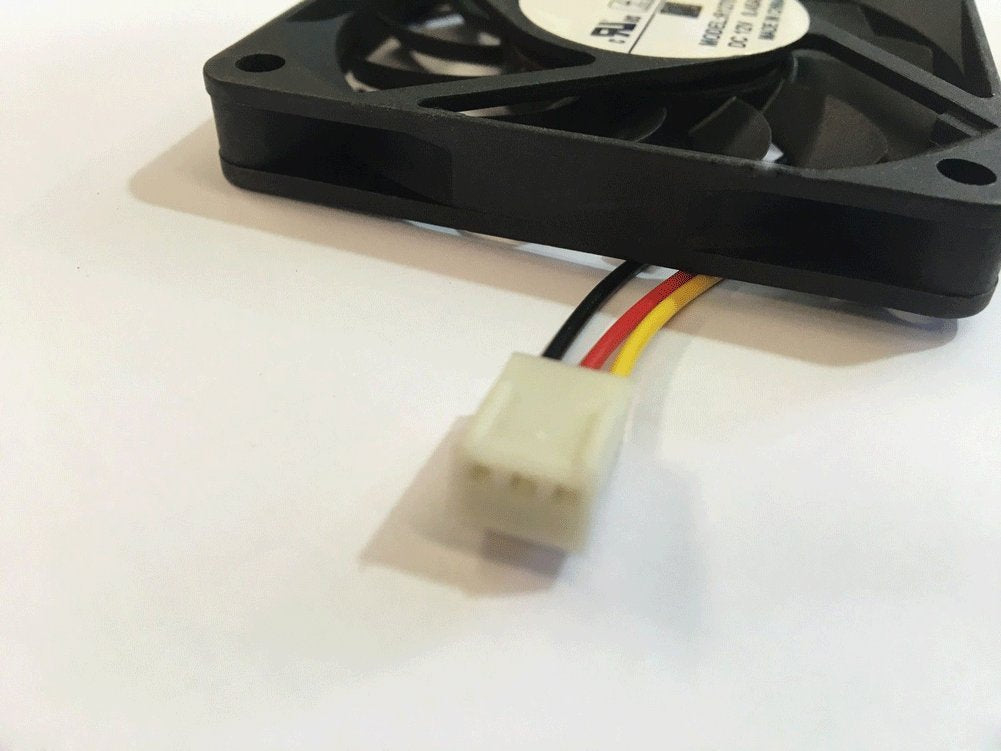 EVERFLOW 707010mm R127010BU 12V 0.45A 3Wire 7cm square Cooling Fan