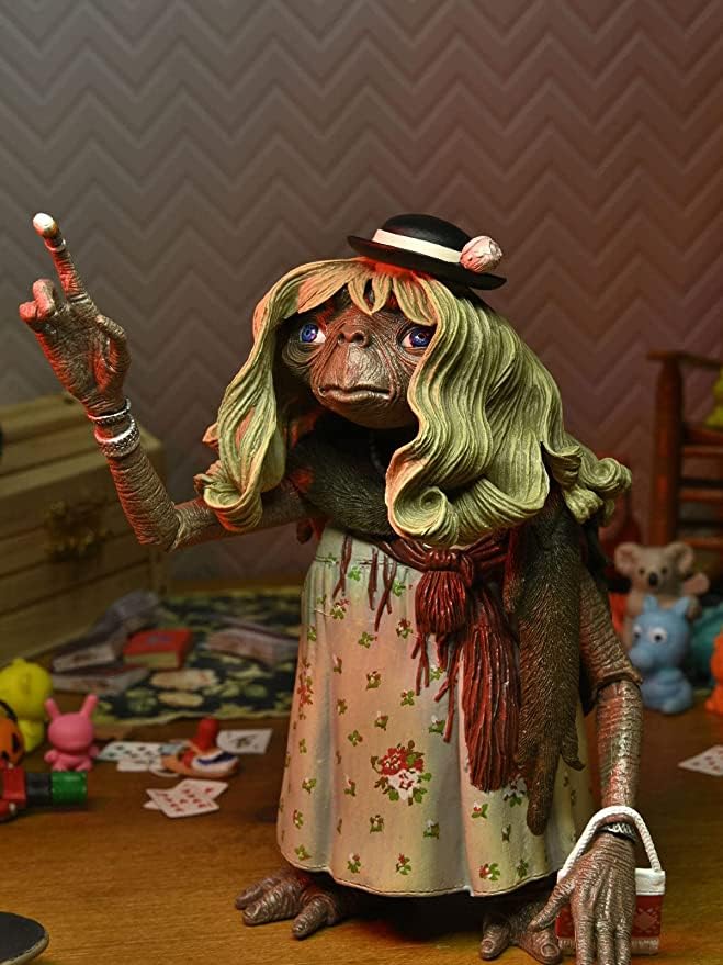 NECA E.T. The Extra Terrestrial: 40th Anniversary Ultimate 7-Inch Scale Action Figure, Dress-Up E.T.