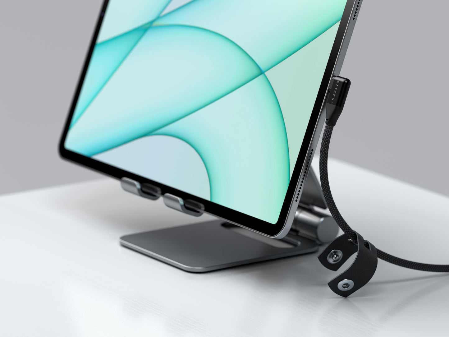 Satechi Right Angle USB C to USB C Cable, 90 Degrees, 240W PD, 20Gbps Transfer Speed, 4k/60Hz Video Output, 1m/3.3ft, Braided, for iPhone 17, MacBook