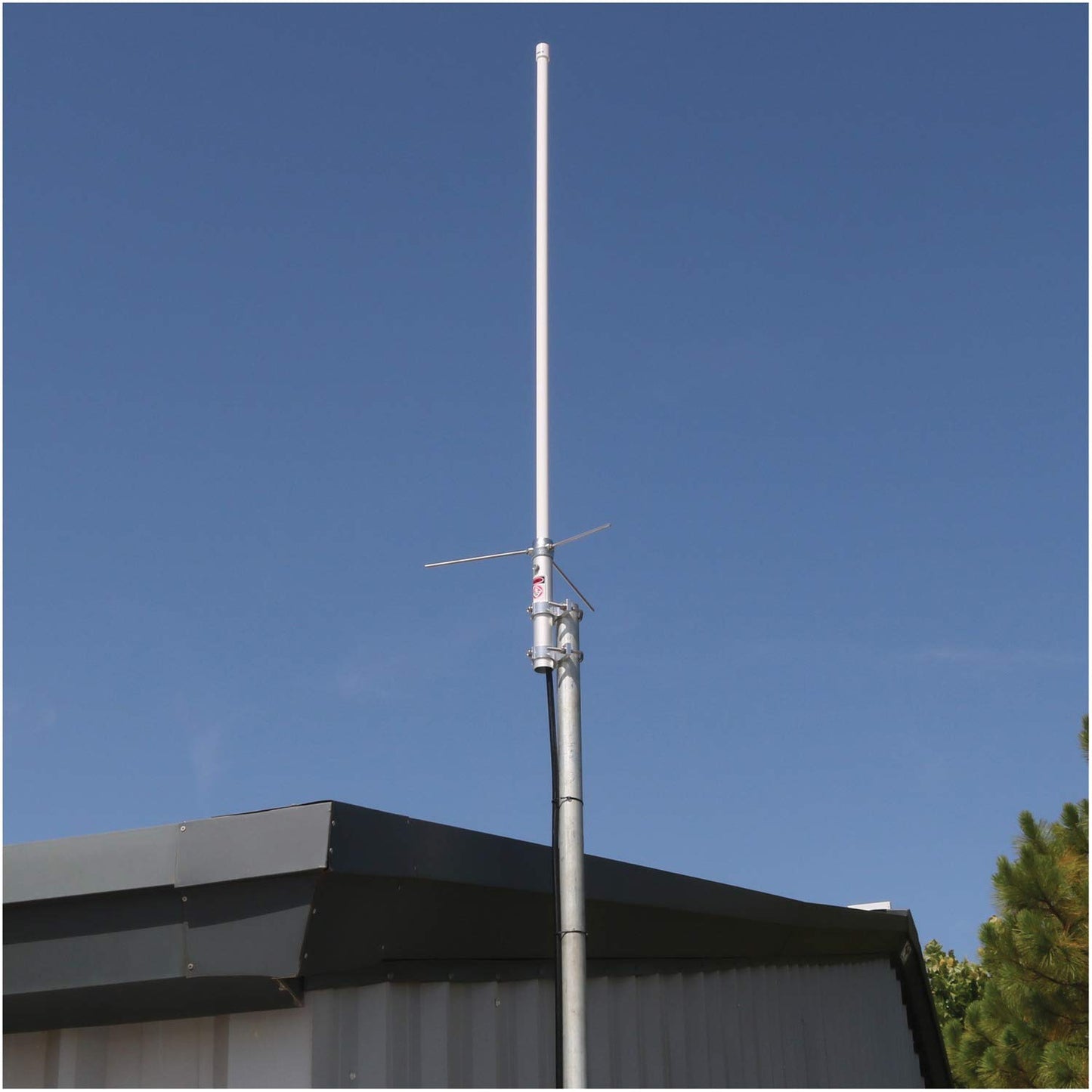 Tram® Pre-Tuned 144 MHz-148 MHz VHF/430 MHz-460 MHz UHF Amateur Dual-Band Base Antenna with White Fiberglass, 1477
