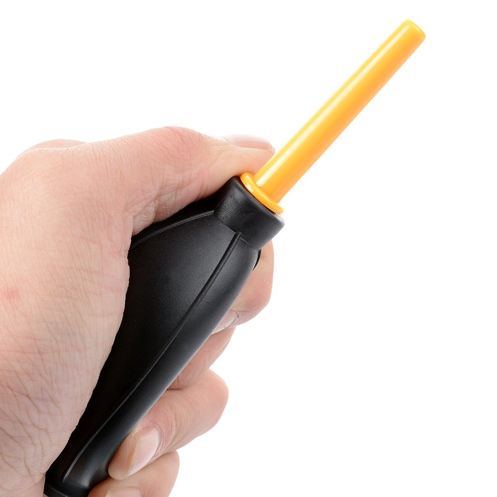 GearFend Dust Cleaner Strong Cleaning Air Blower for All DSLR Camera & Camcorders, Lens, LCD Screens, etc + Microfiber Cloth