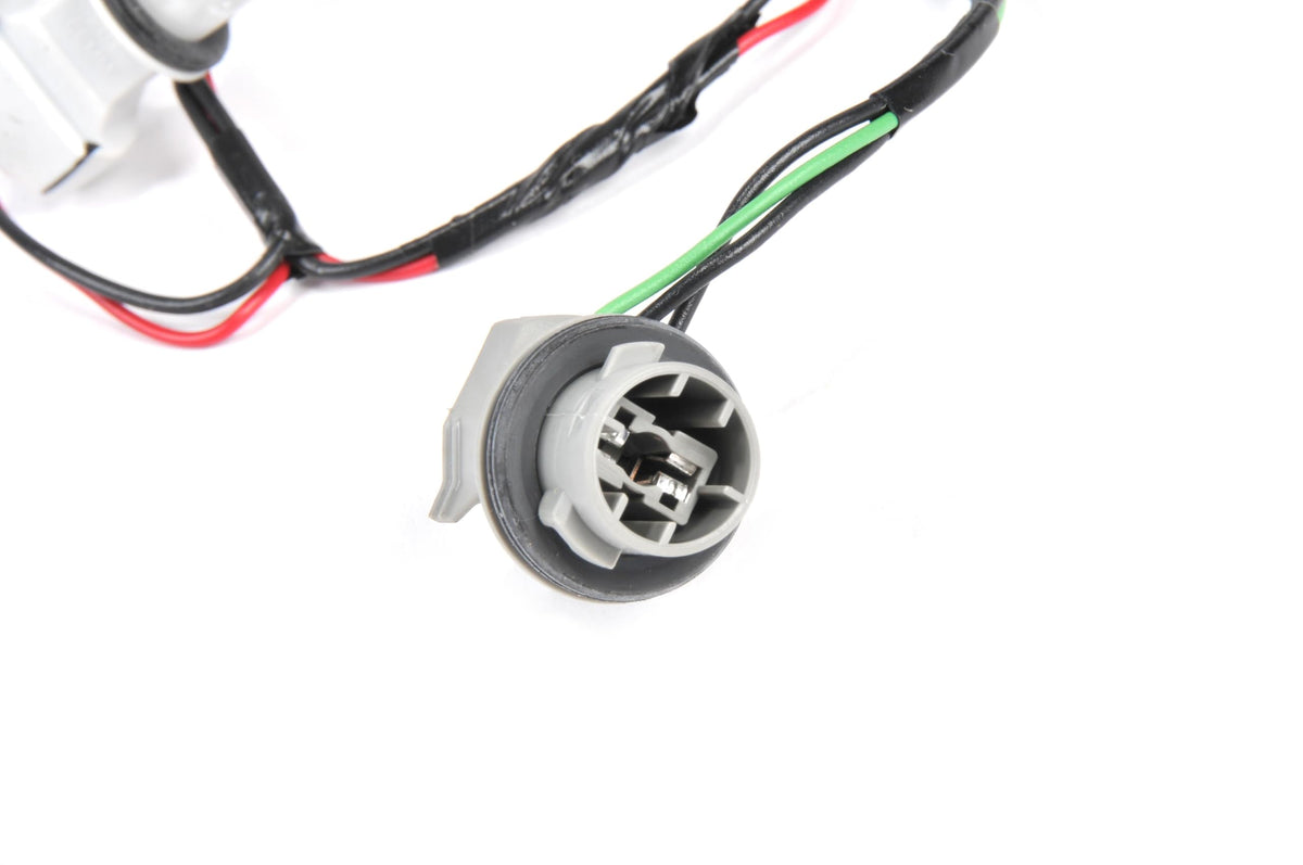 GM Genuine Parts 25921613 Tail Light Wiring Harness