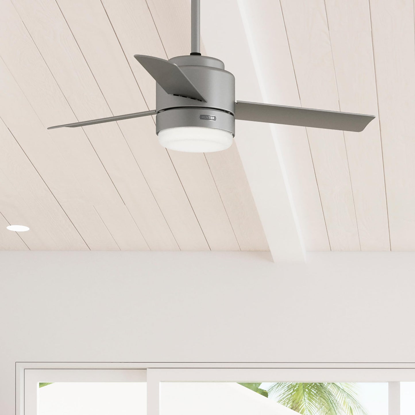 Hunter Fan 44 inch Casual Matte Silver Outdoor Ceiling Fan with LED Light Kit and Remote Control (Renewed)