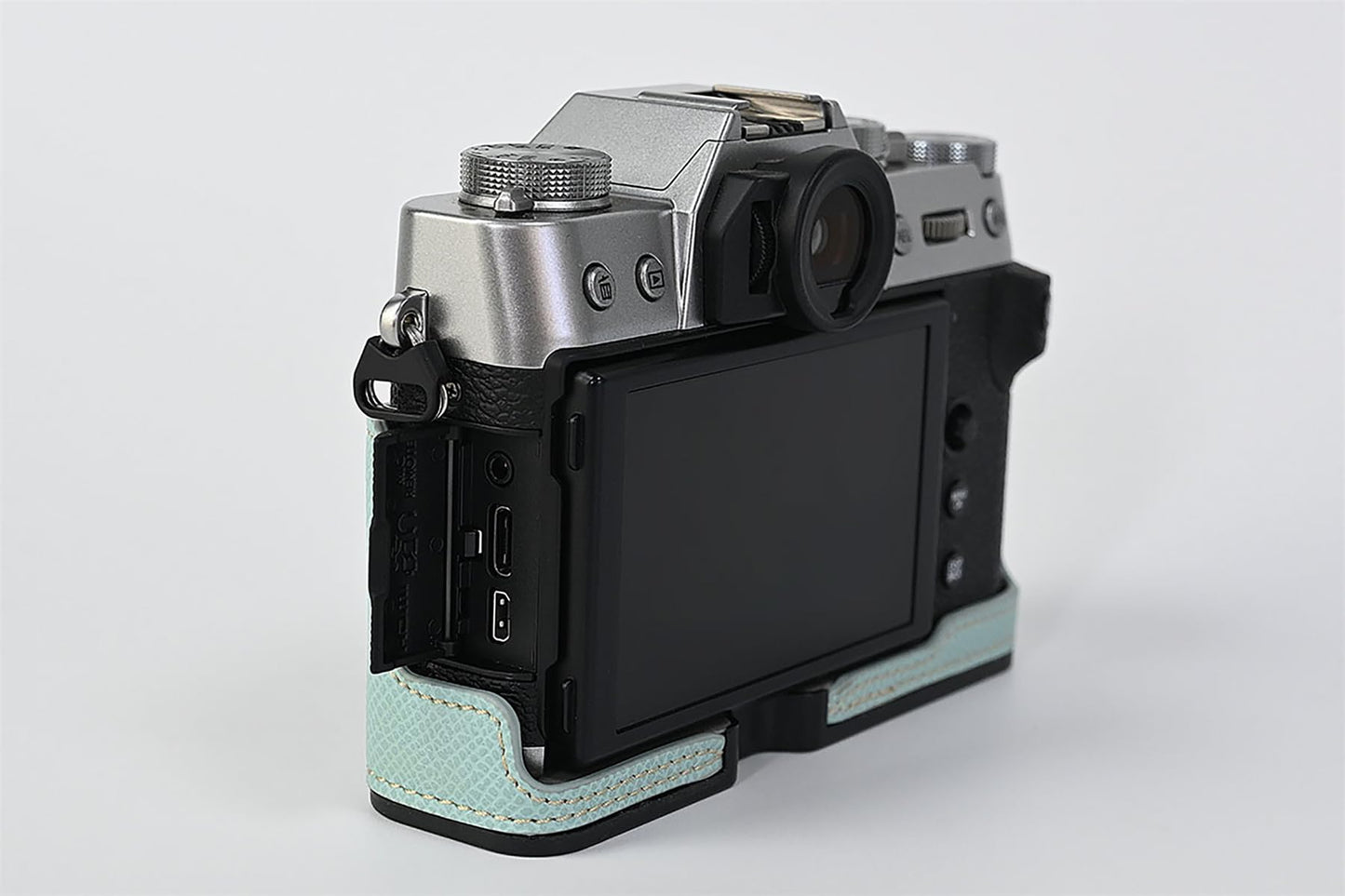 BMAOLLONGB X-T30 III/II Case, Handmade Carbon Fiber PU Leather Half Camera Case Bag Cover Bottom Opening Version for Fujifilm XT30 X-T30 III/II