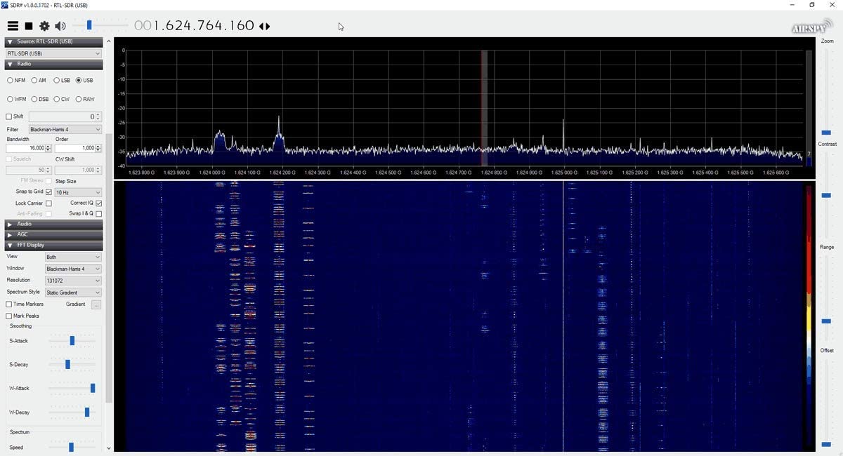 RTL-SDR Blog Active L-Band 1525-1660 Inmarsat to Iridium Patch Antenna Set