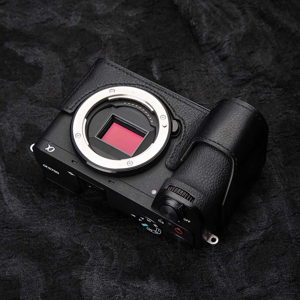 a6700 Vintage Genuine Leather Camera Case for Sony Alpha 6700 ILCE-6700 Handmade Half-Wrap Camera Protector Cover (Black-Black line)
