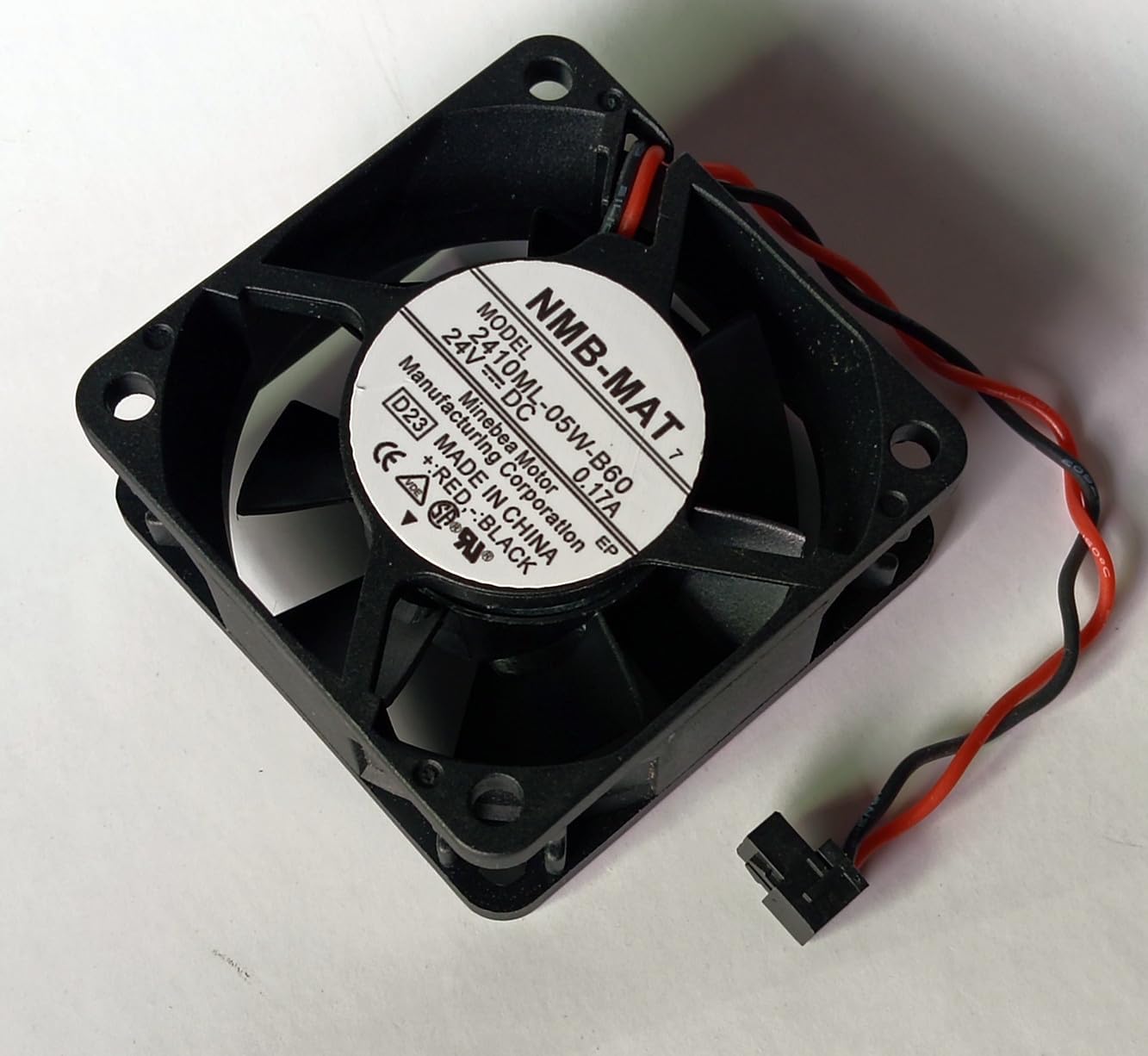 New 2410ML-05W-B60 DC 24V Fan 2410ML-05W-B60 DC24V 0.17A 6CM 6025 Inverter Cooling Fan