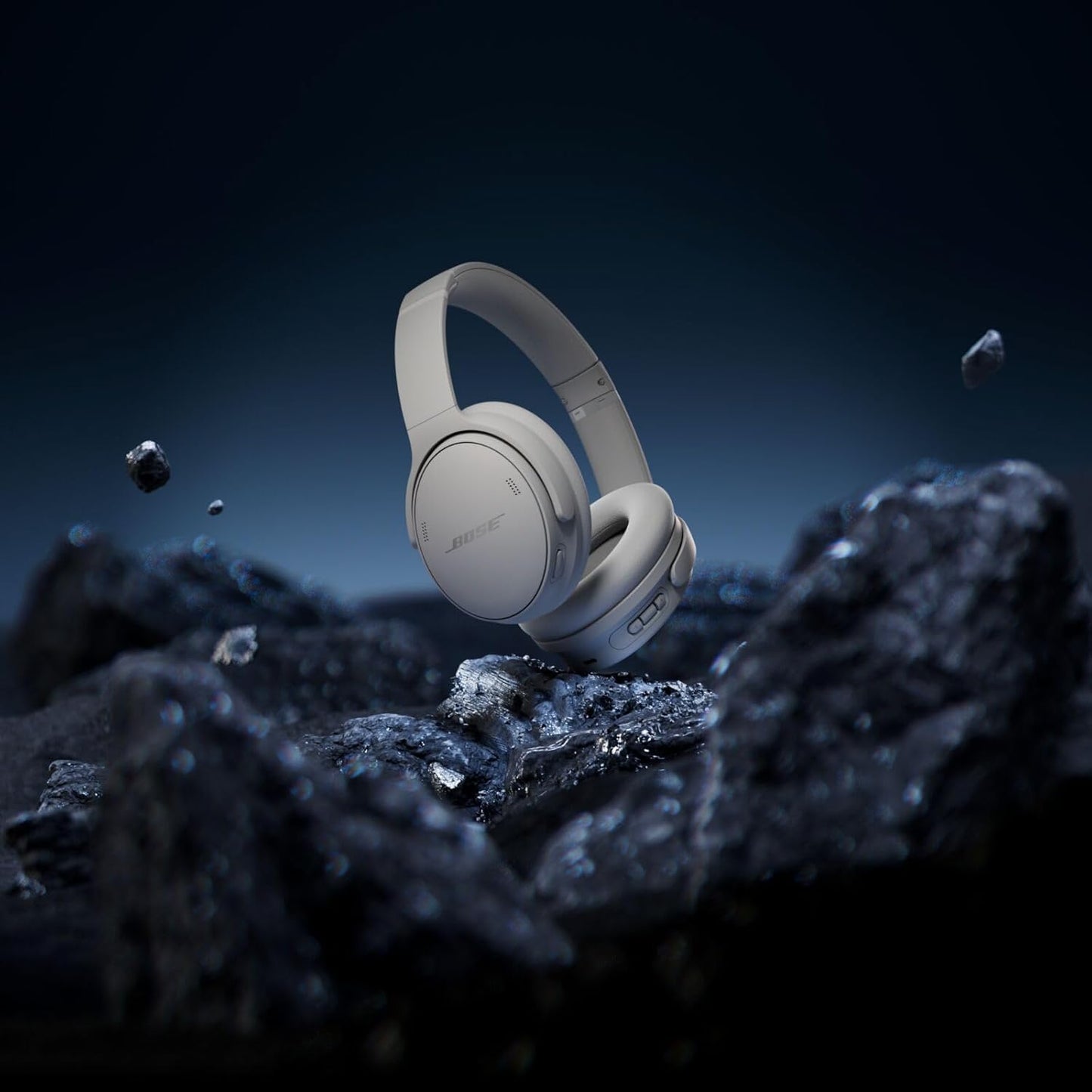 Bose QuietComfort Headphones Bundle with Fast Charger - Wireless Bluetooth Over-Ear Noise Cancelling Headphones with Mic, USB-C Charging, Deep Bass