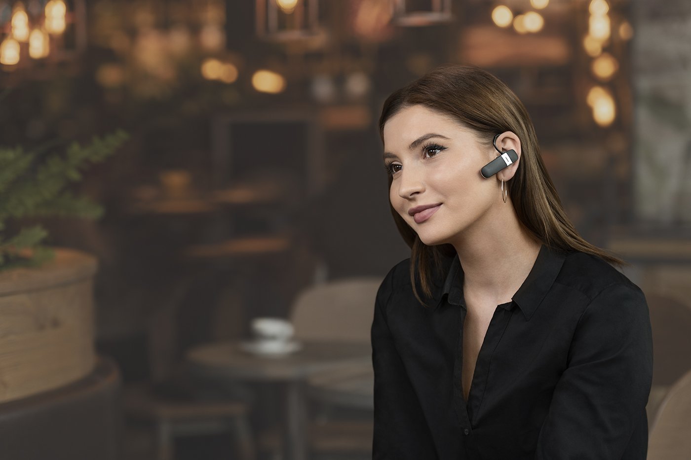 Jabra Talk 15 Bluetooth Headset for Hands-Free Calls with Clear Conversations and Ease of Use (Renewed)