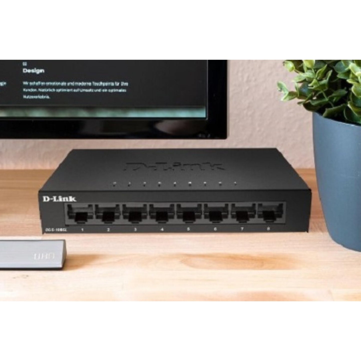 D-Link Ethernet Switch, 8 Port Gigabit Unmanaged Desktop Plug and Play Sturdy Metal Housing Fanless Design EEE (DGS-108GL-V2)