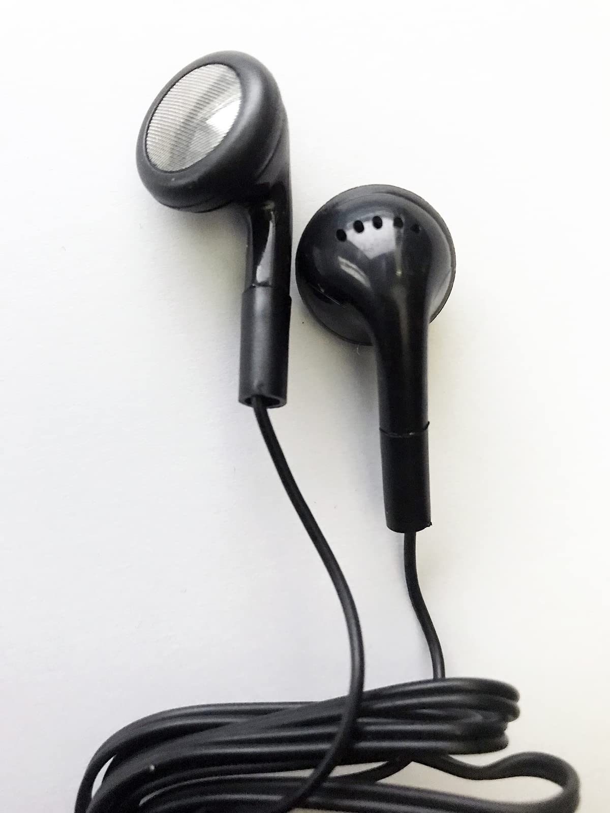 LowCostEarbuds.com Bulk Wholesale Lot of 100 Black 3.5mm in Ear Earbuds/Headphones/Earphones Great for Schools, Libraries, Hospitals, Kids etc.