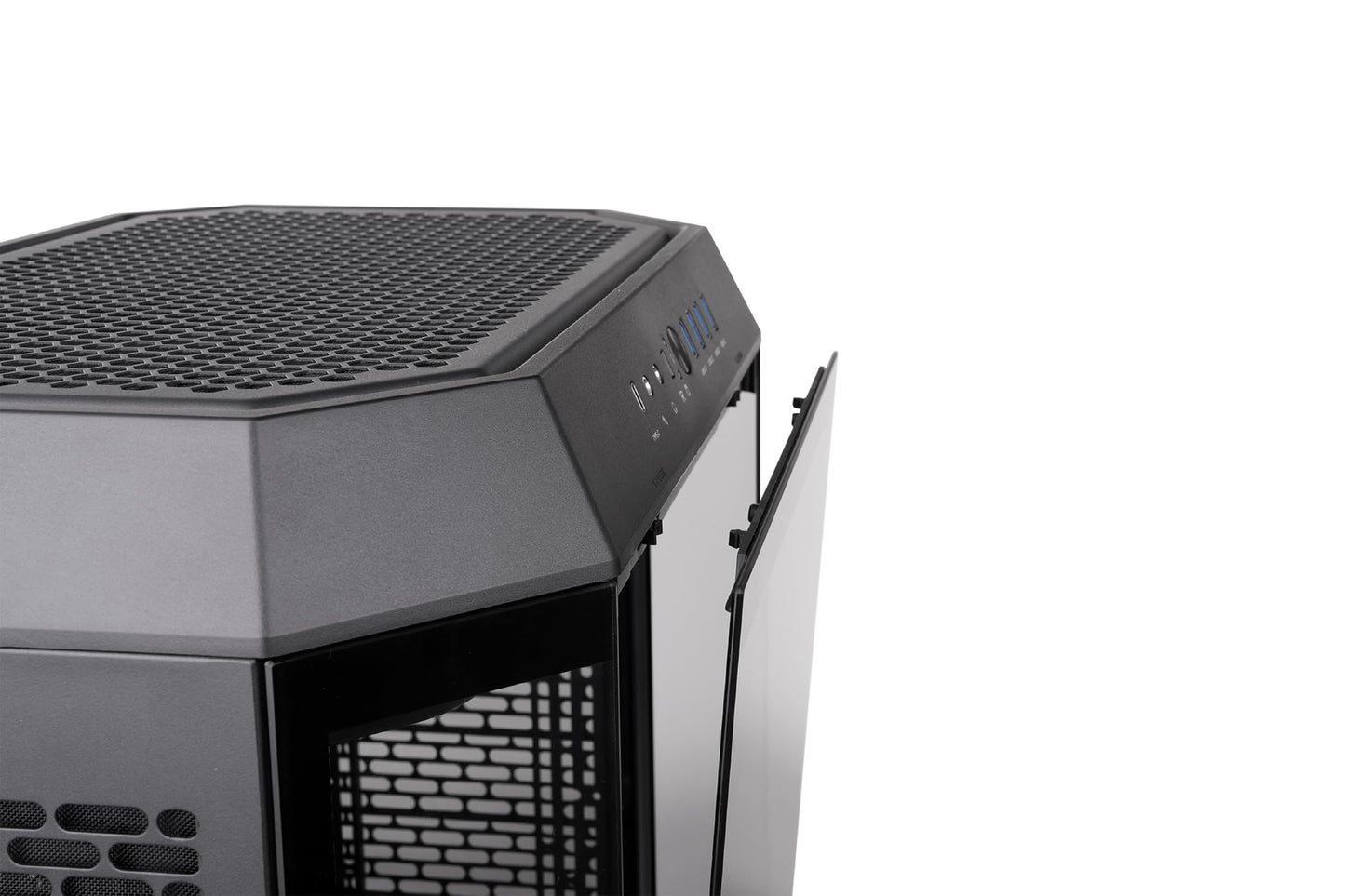 Thermaltake Tower 600 Black Mid-Tower ATX Case; 3 Tempered Glass Panels; Hidden-Connector Motherboard Support; Rotational PCI-e Slots;