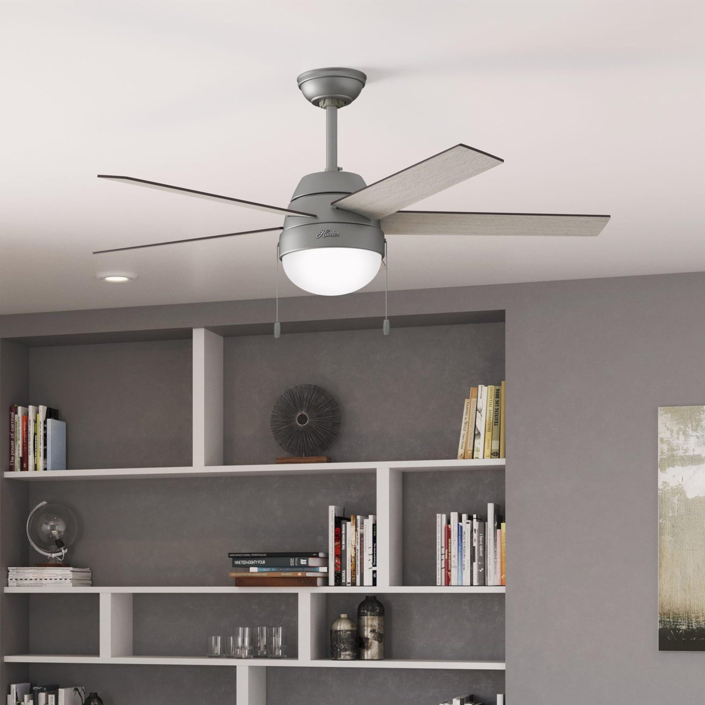 Hunter Fan 52 in Contemporary Matte Silver Ceiling Fan with Light and Pull Chain (Renewed)
