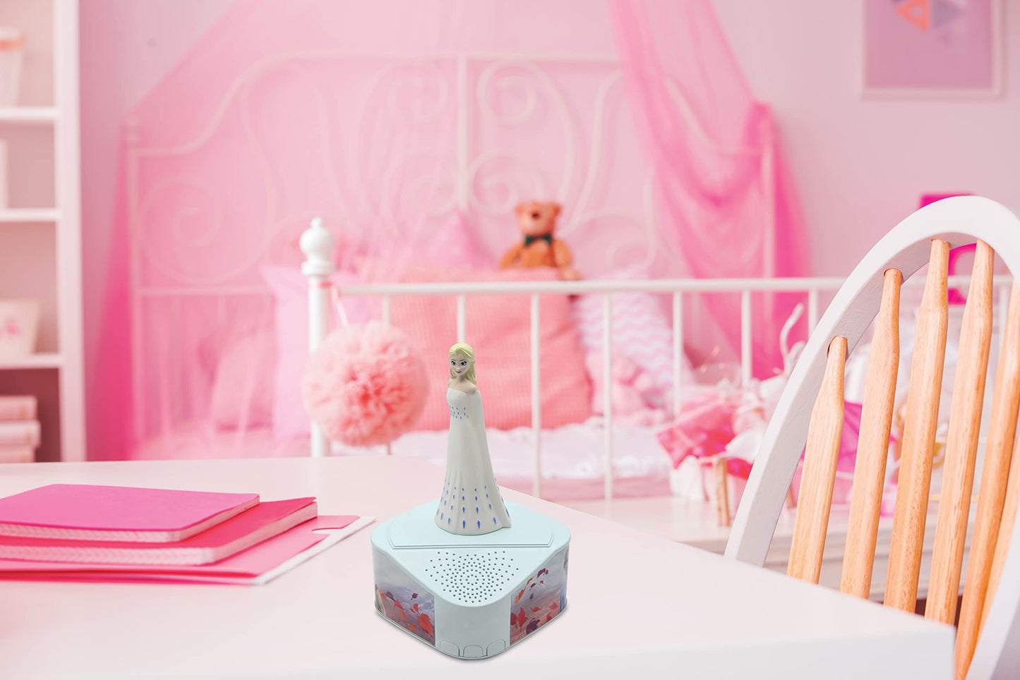 LEXiBOOK, Frozen, Speaker with Luminous Figurine, 5.0 Bluetooth, USB/USB Type C Port, BTD80FZ