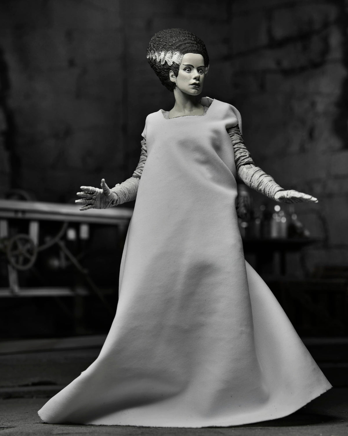 NECA Collectible Universal Monsters Ultimate Bride of Frankenstein, Black and White 7" Scale Action Figure