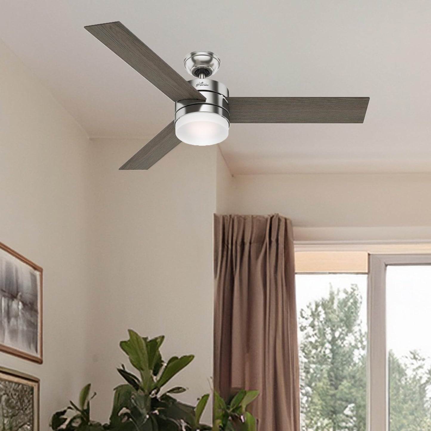 Hunter 54in Contemporary Ceiling Fan with Remote Control in Brushed Nickel (Renewed)
