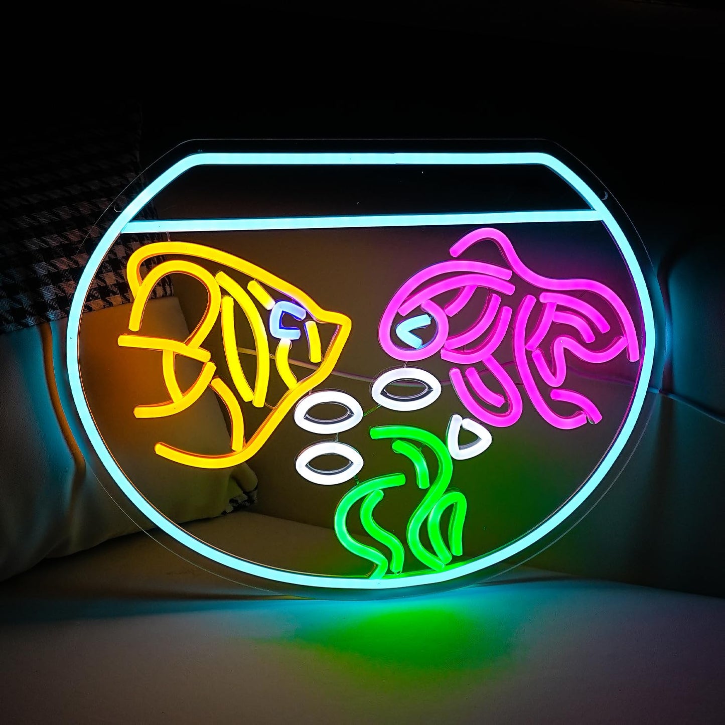 JLEWUINH Fish Tank Neon Sign USB Goldfish Shape Neon Light for Aesthetic Decor LED Koi Light Up Signs for Living Room Man Cave Fish Store Bar Wall