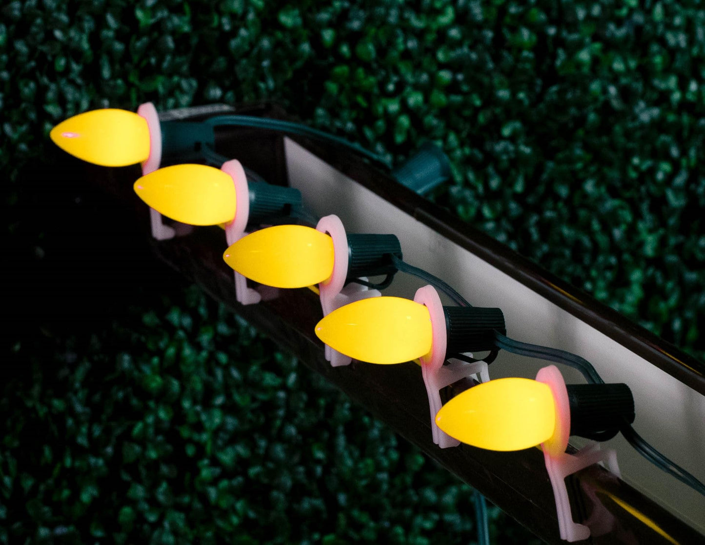 Novelty Lights 25 Pack C9 Ceramic Yellow Christmas Replacement Bulbs