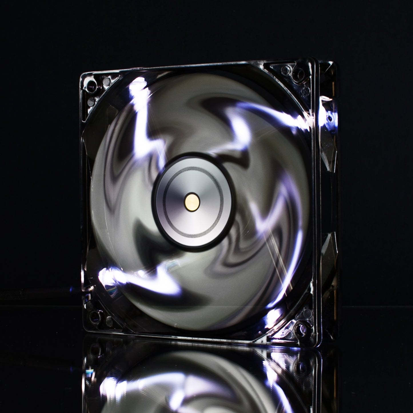 Xigmatek 120mm Black Blade White LED Copper Bushing Axis Cooling Fan XAF-F1254