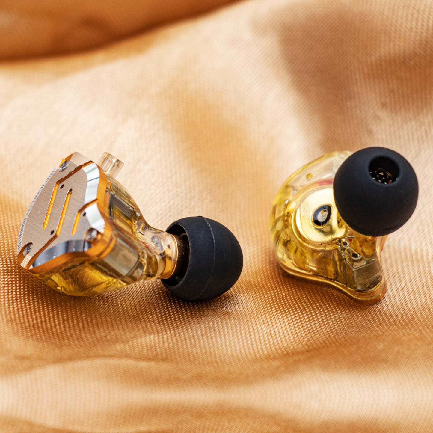 Linsoul KZ ZS10 Pro, 4BA+1DD 5 Driver in Ear Monitor, HiFi Wired Earbuds, Gaming Earbuds, Hybrid IEM Earphones with Stainless Steel Faceplate