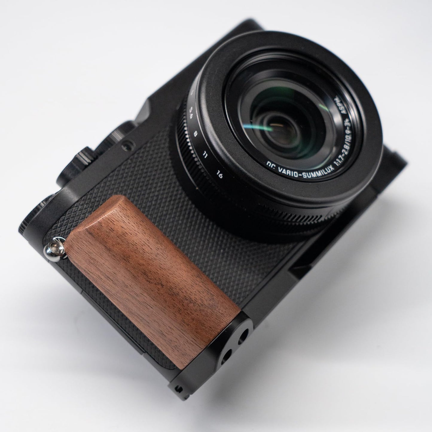 Iborrys L-Shaped Camera Handle ?Compatible with Leica D-LUX8 Camera ?Precious Vintage Solid Wood | Handcrafted by Experienced Artisans (Walnut)