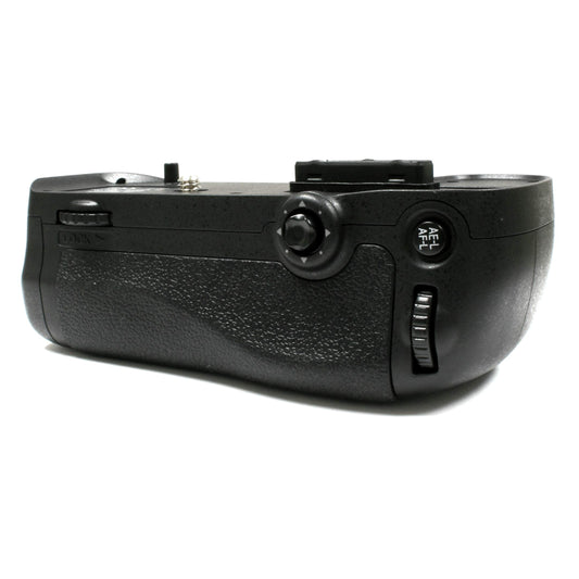 Wasabi Power MB-D15 Grip for Nikon D7100