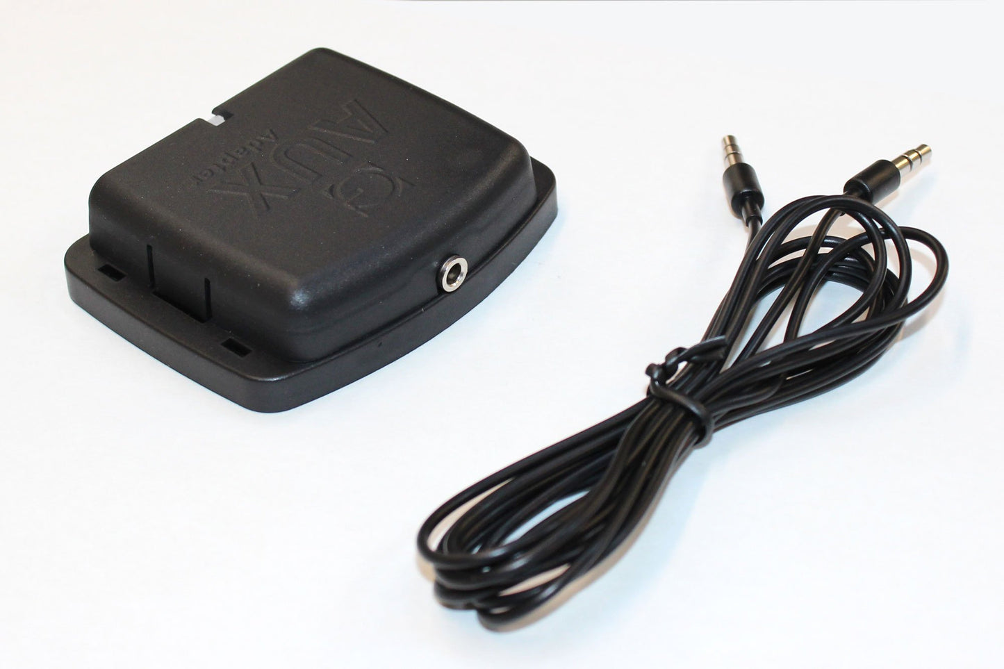 GROM TOYOA1 AUX Interface 3.5mm Phone Jack Connection, Compatible with Select Lexus Toyota 1998-2005