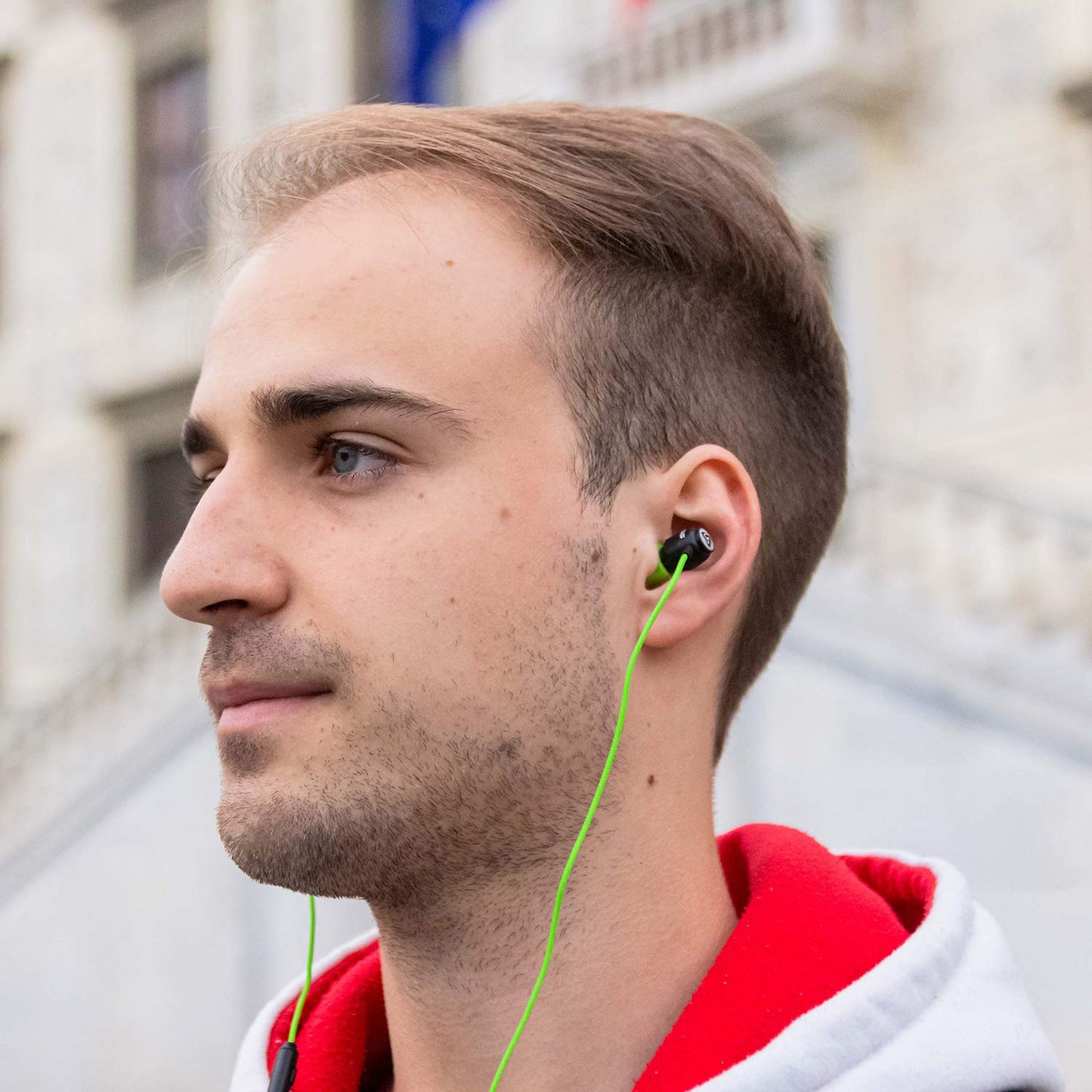 LUDOS Clamor Wired Earbuds in-Ear Headphones, 5 Years Warranty, Earphones with Microphone, Noise Isolating Ear Buds, Memory Foam for iPhone, Samsung