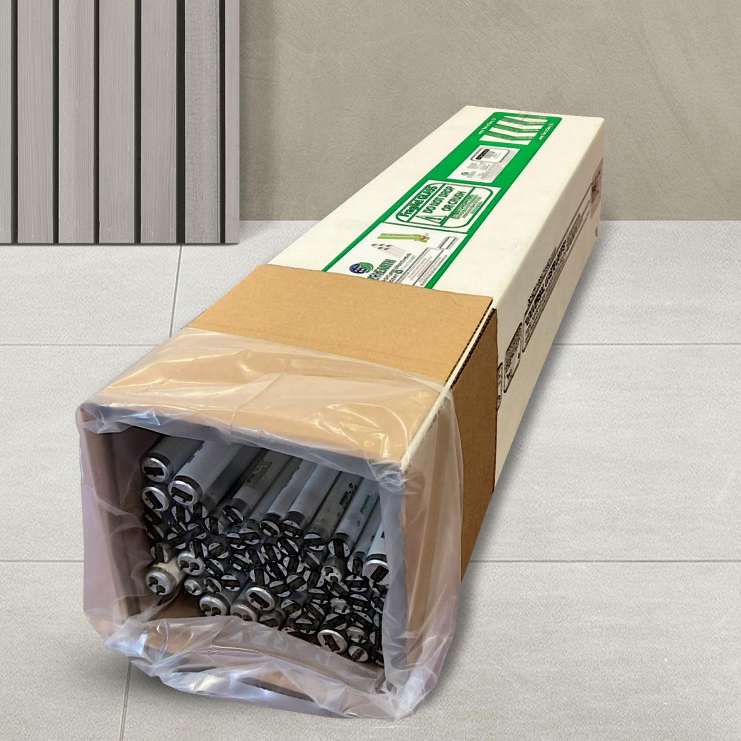 EZ on the Earth - Recycling Box for Straight Lamps - Prepaid | Mail Back Recycle Kit that Holds up to 61 x T12 Tube Lights or 132 x T8 Fluorescent