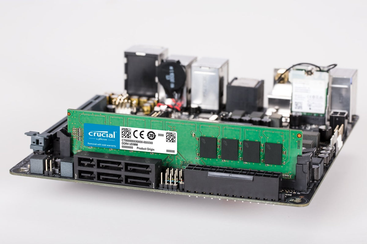 Crucial 8GB Single DDR4 2400 MT/s (PC4-19200) DR x8 DIMM 288-Pin Memory - CT8G4DFD824A