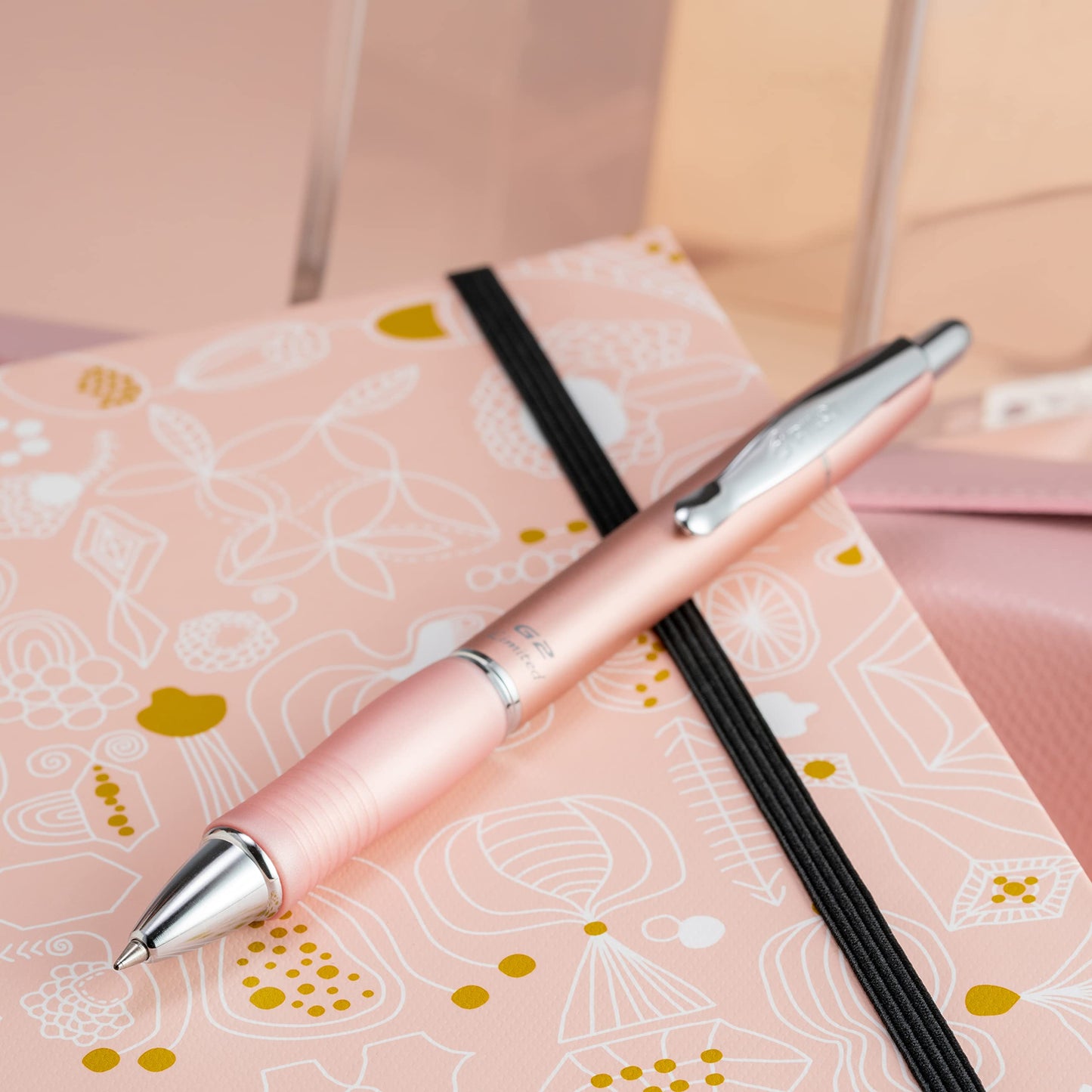 Pilot G2 Limited Refillable & Retractable Gel Pen, Fine Point, Rose Gold Barrel, 0.7 mm, Black Ink, Single Pen