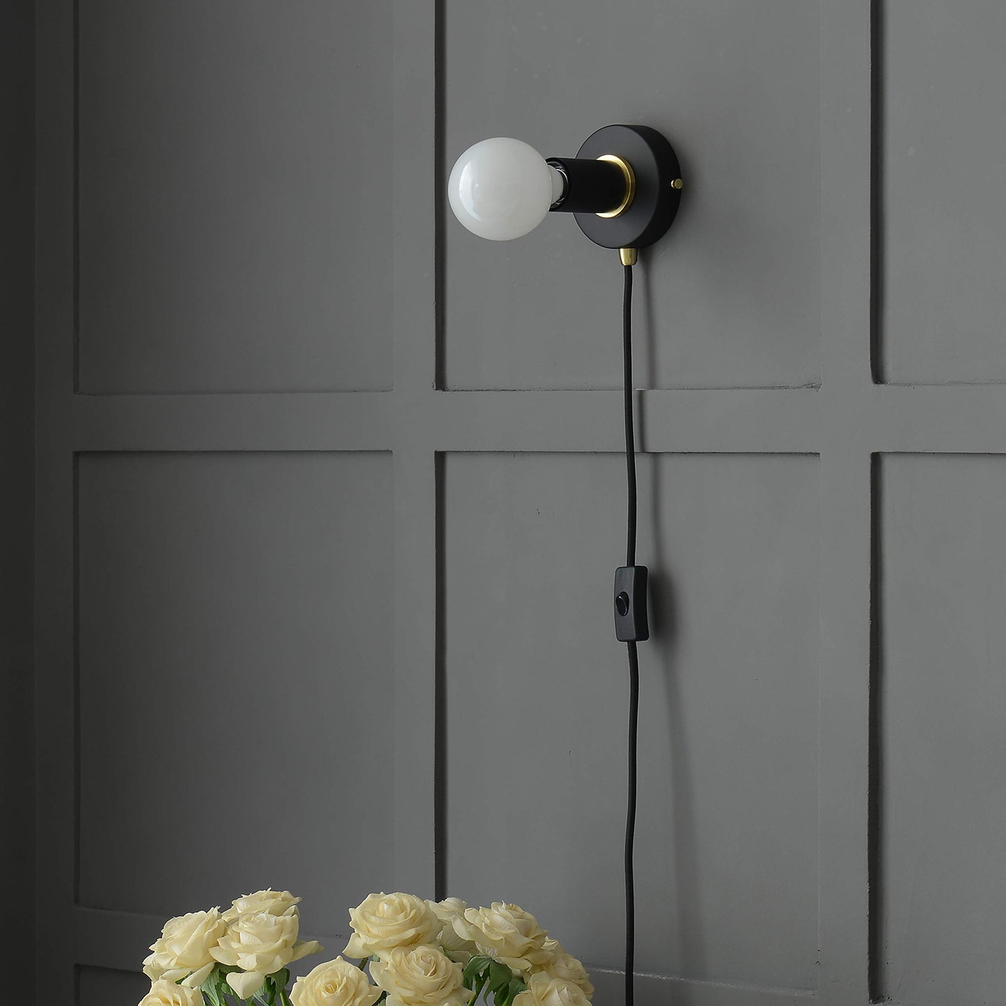 BRIGHTTIA Matte Black Plug-in Simple Ring Wall Sconce Light - Brushed Brass Color Accents - Modern Minimalist Lighting - Mid Century Industrial