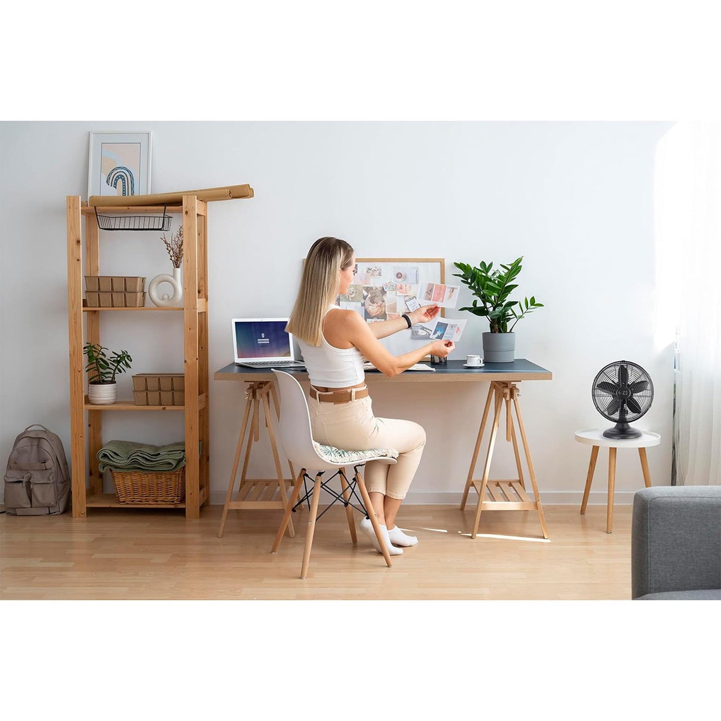Good Housekeeping 92603 All-Metal 12" Retro Desk Office Table Fan with Wide Oscillation, 3-Speed Settings & Carrying Handle, Matte Black