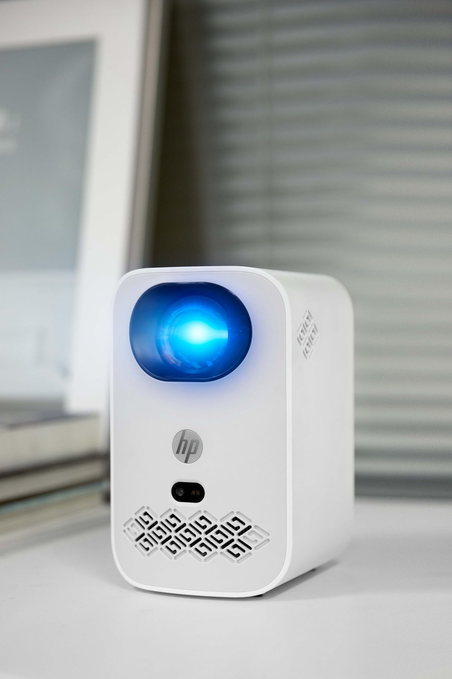 HP projector CC360, FHD Smart Projector, projector with wifi and bluetooth, Wireless Projection, Auto Focus, 4K support, Netflix, Disney+