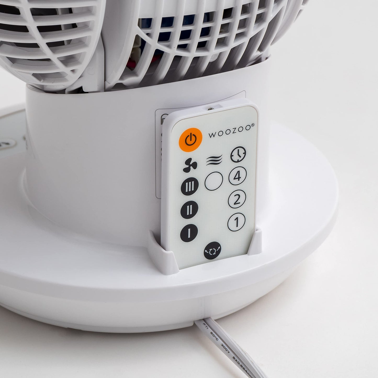IRIS USA WOOZOO Air Circulator Fan with Remote, 3 Speeds, Quiet Fan, White