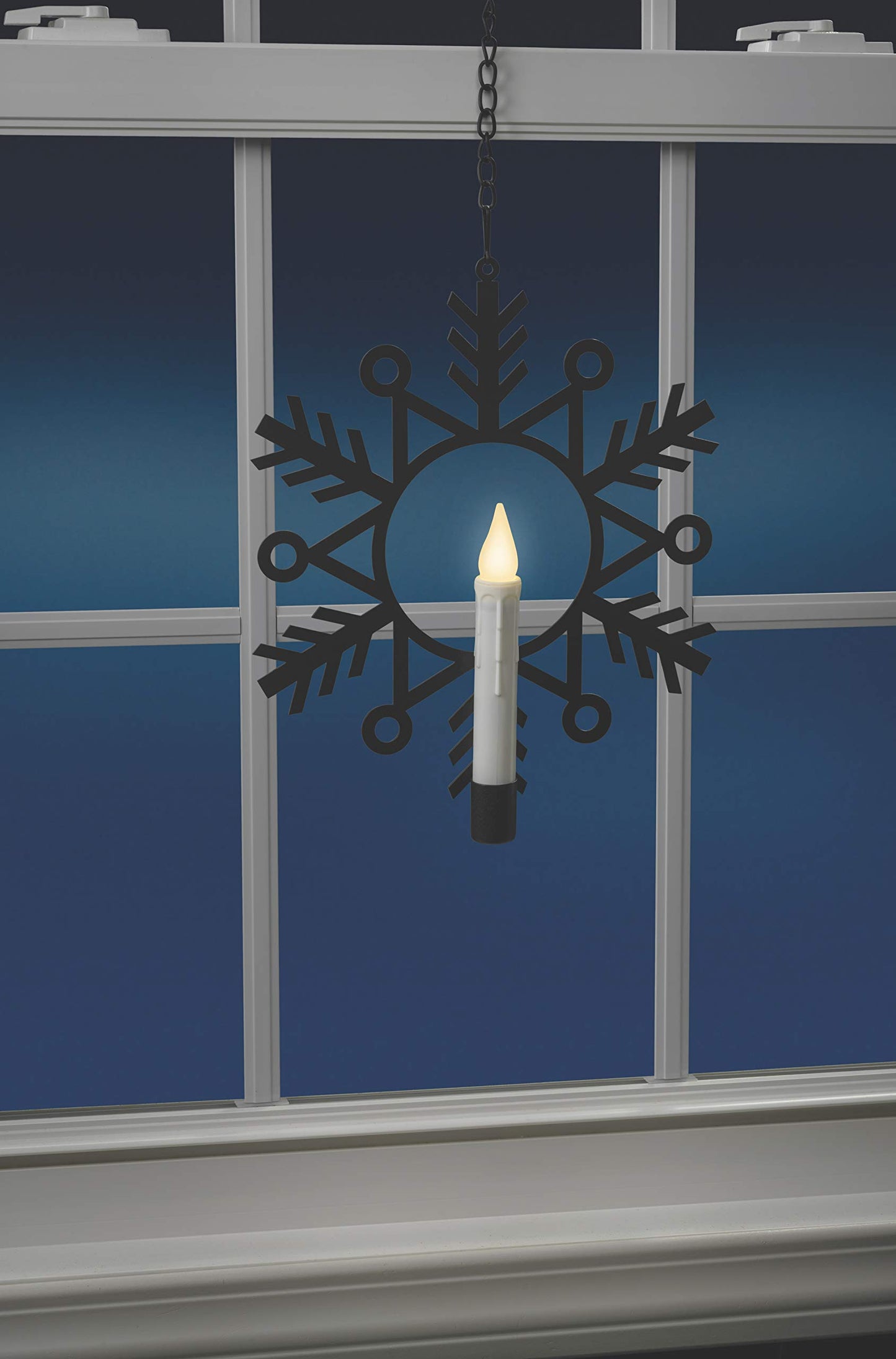Xodus Innovations CW1500A Battery Powered 12 inch Metal Snowflake Window Wreath with Warm White Flickering Flameless Candle Light and Automatic Timer