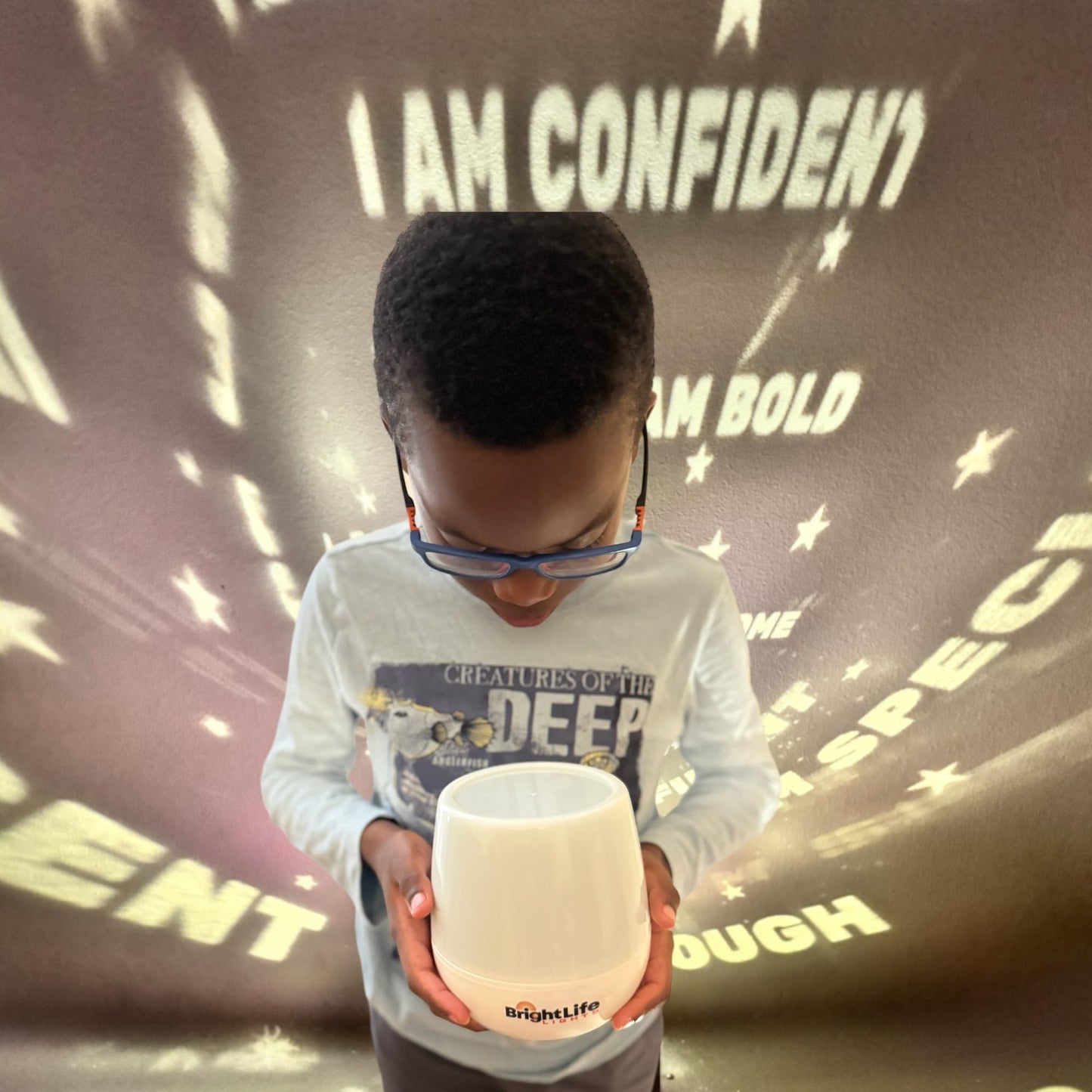 Affirmation Night Light Projector for Kids Boys Girls Light Projector with Daily Affirmations, Interchangeable Films, 360 Degree Rotating Positive