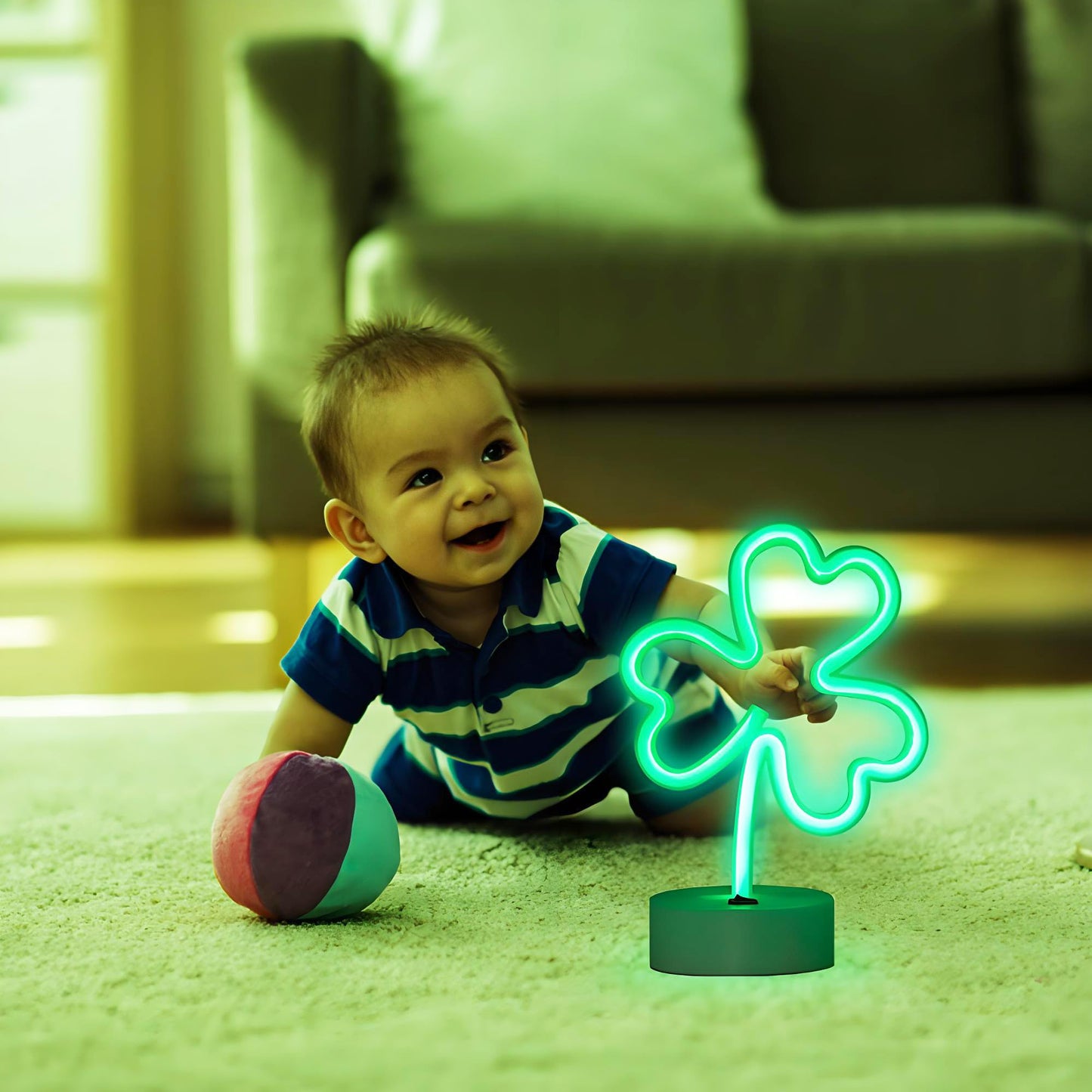 ENUOLI Shamrock Shape LED Neon Signs Green Decorative Lights USB/Battery Powered Led Light Decoration Lights with Base Lucky Grass Neon Sign Night