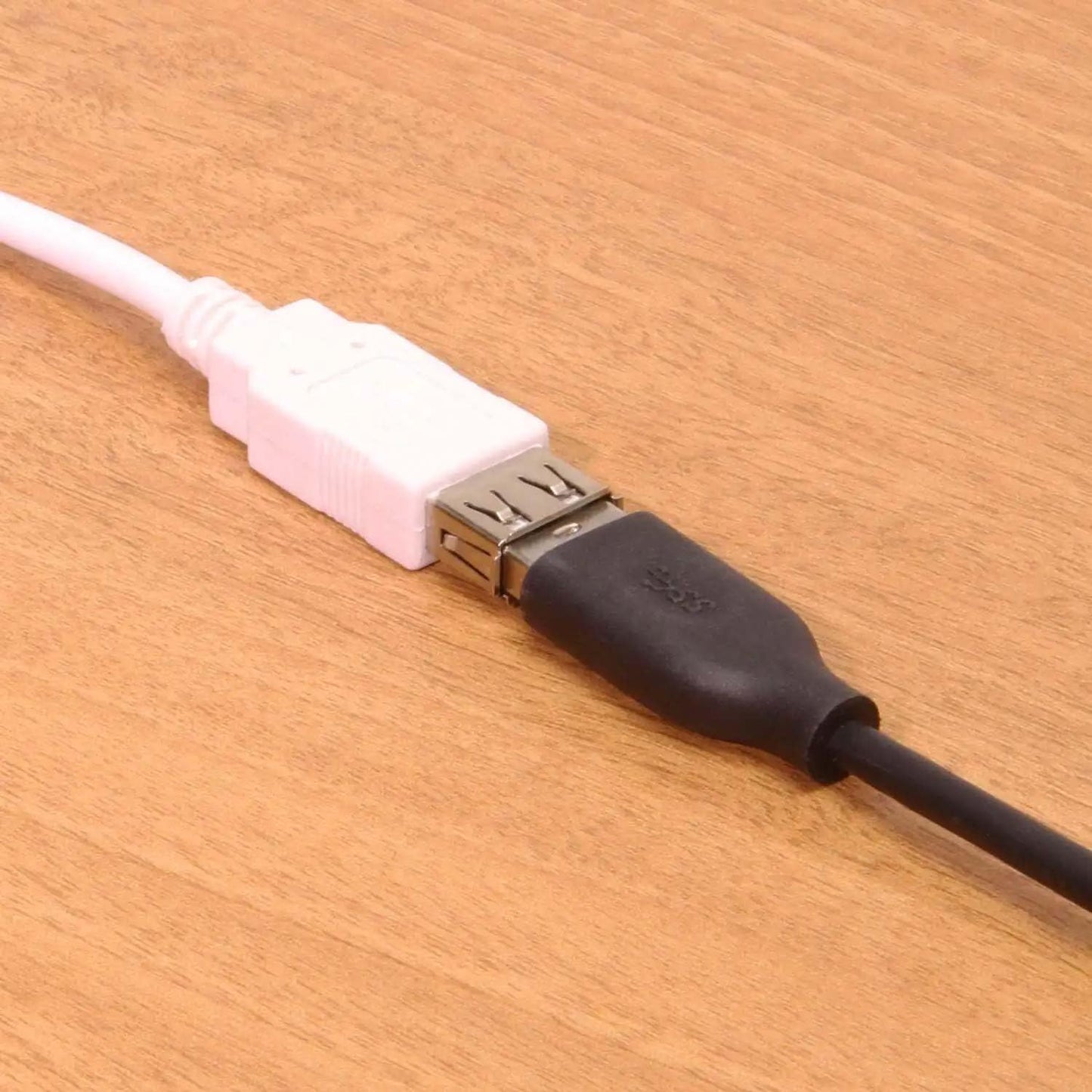 USBGear 2ft. White USB 2.0 A-Male to A-Female Extension Cable