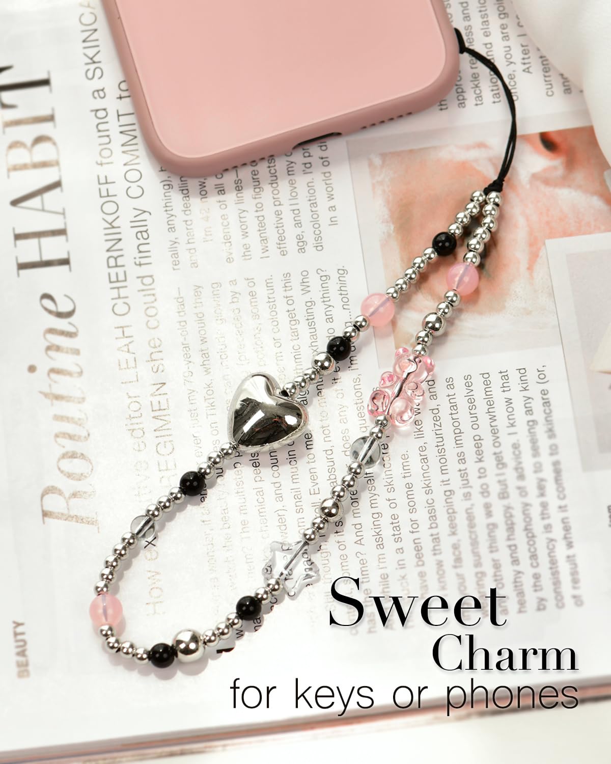 LuckGift Beaded Phone Charm Strap - Kawaii Y2K Wrist Lanyard with Cute Acrylic Heart, Aesthetic Accessory for Phone, Bag or Car Keys, Small Gift