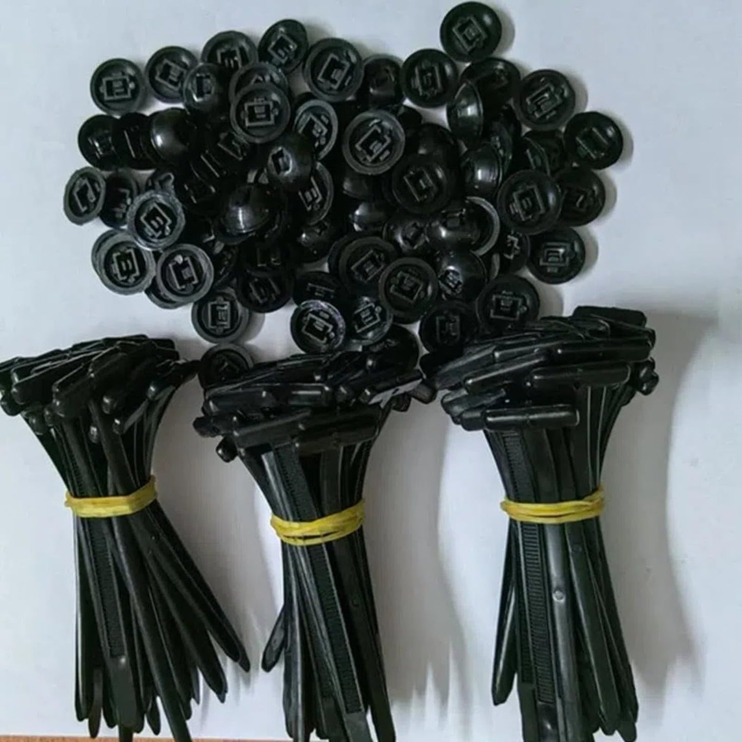 Heavy Duty Self-Locking Zip Ties Holder with Pin & Button Design-Nylon Universal Cable Tie Buckle,Plastic Cable Ties Tool Fasteners Car Body, UV