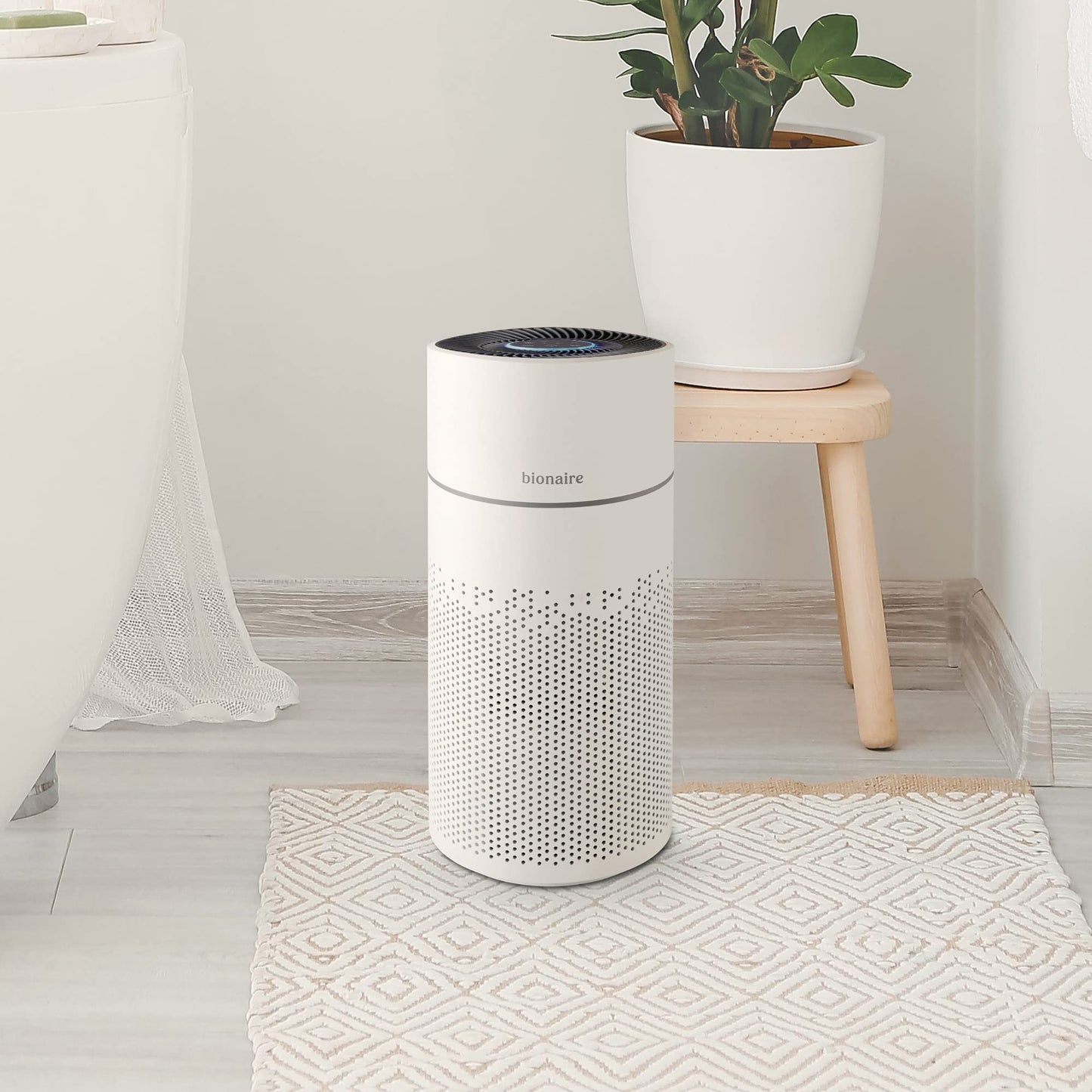 Bionaire XL 360 True HEPA Air Purifier, Black