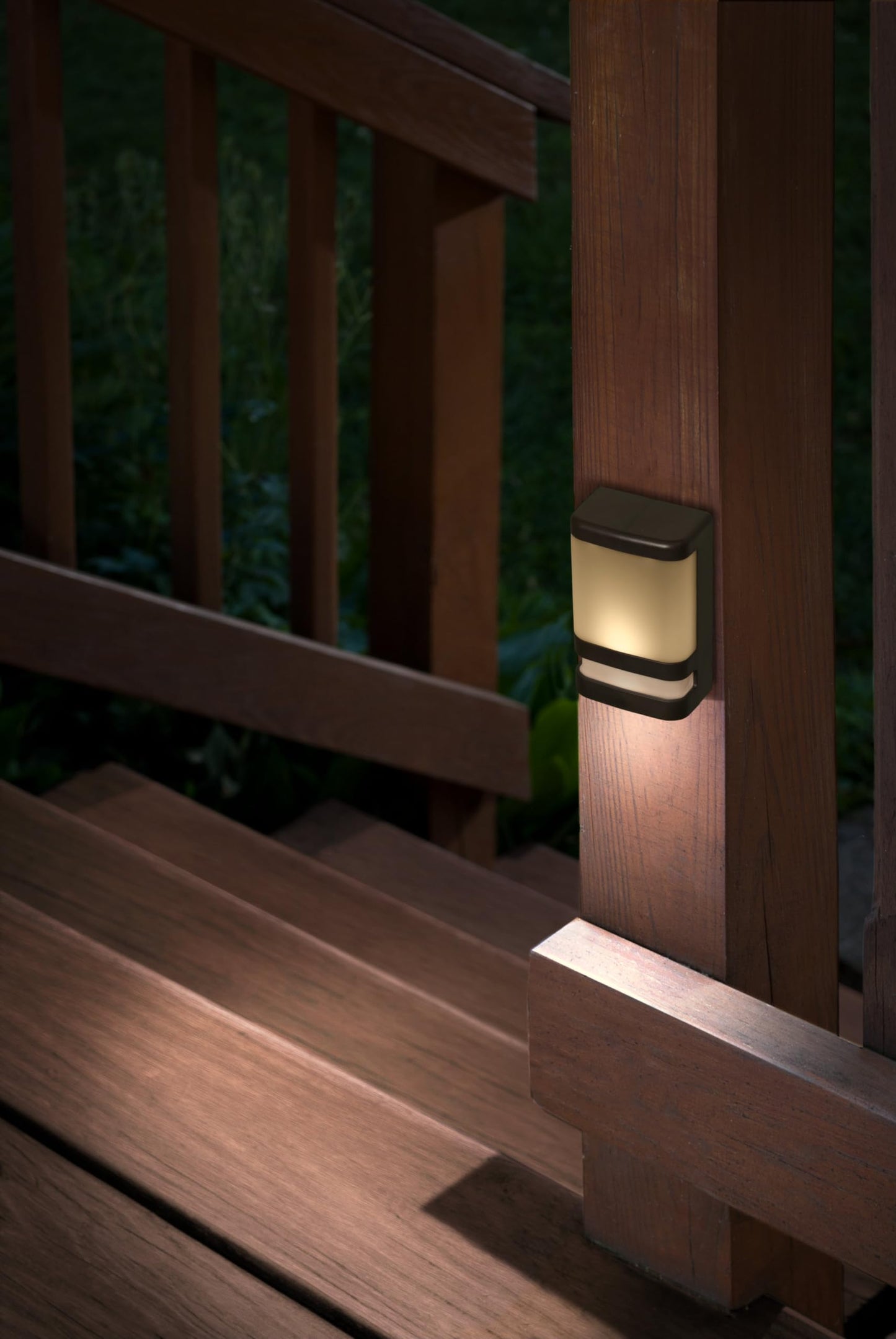 Xodus Innovations BL625-3 Motion Sensing Stair and Deck Light, LED, Battery Operated, Dusk to Dawn Sensor, 30 Seconds or 5 Minutes Brightness Setting