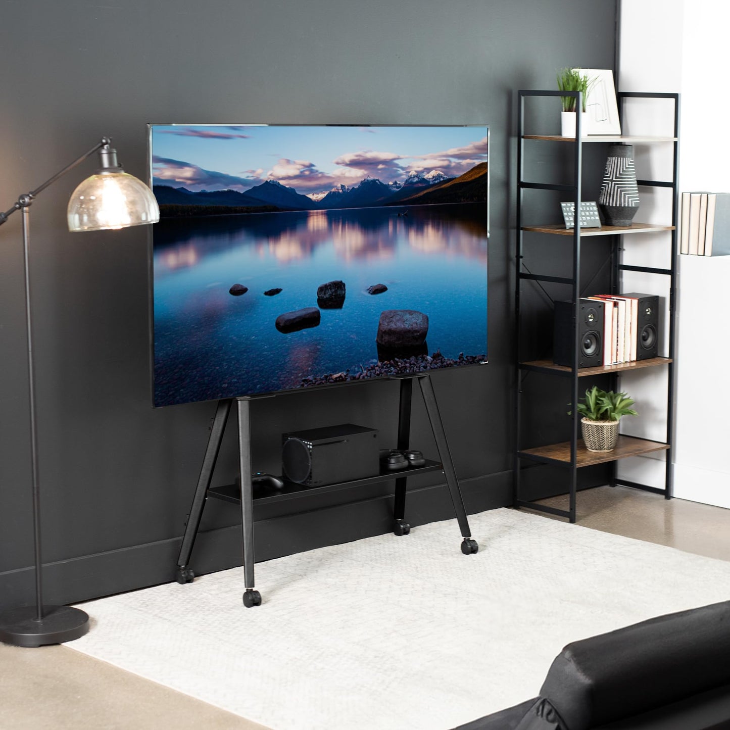 VIVO Rolling Artistic Easel 43 to 75 inch LED LCD Screen Mobile Studio TV Display Stand, Wood Accessory Shelf, Adjustable TV Mount with 4 Legs, Black