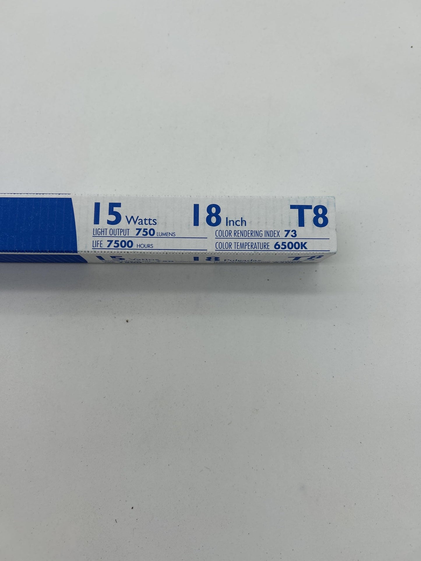 Philips 546100 - F15T8/Daylight Deluxe 6/1 1 Foot Plus Straight T8 Fluorescent Tube Light Bulb