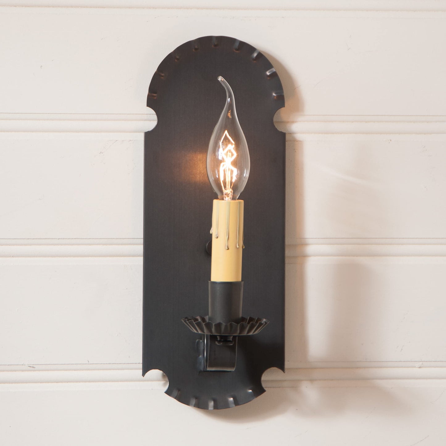 Irvin's Tinware, 846WKB, Apothecary Sconce in Kettle Black, Primitive Country Wall Sconces in Tin