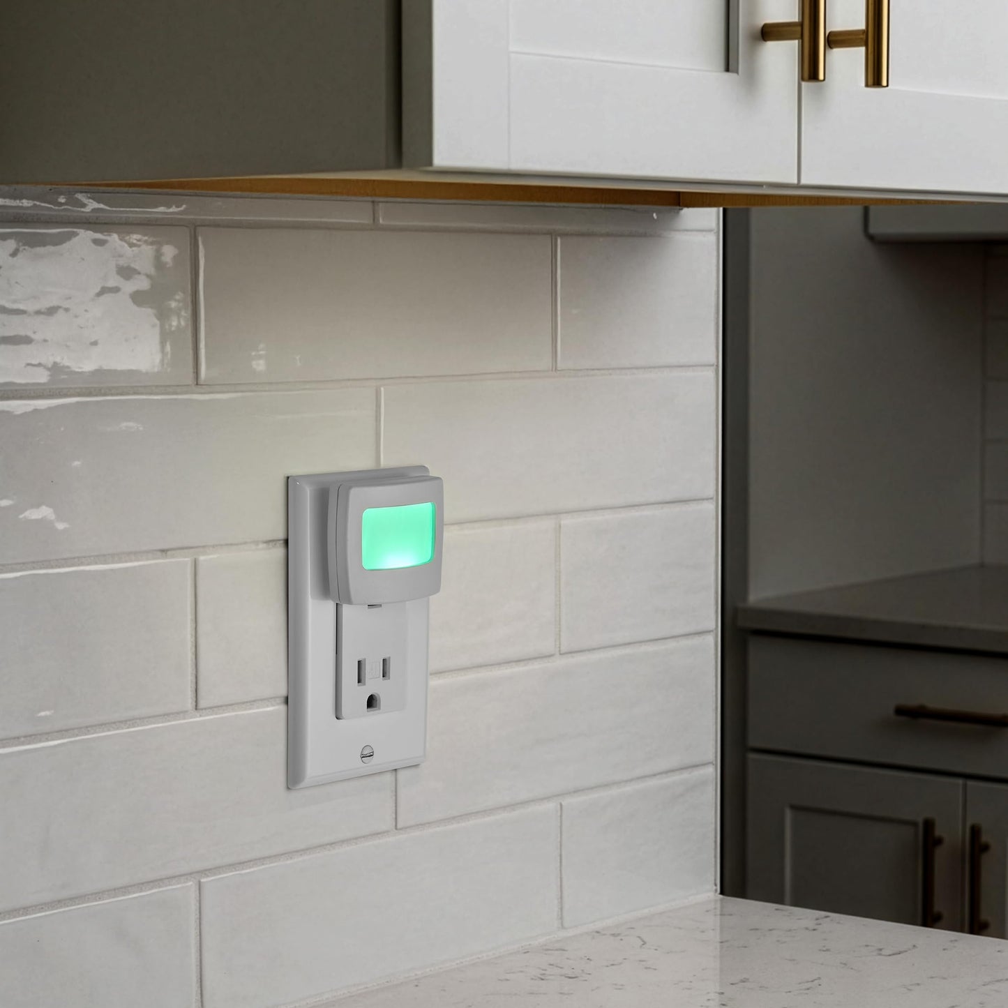 Maxxima Mini Green Always On LED Night Light - Ideal Plug-in Lighting for Bedrooms, Bathrooms, Kitchens, Kids' Nursery, Hallways, Stairs or Any Dark