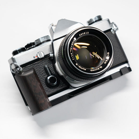 Handmade Wooden Wood Hand Grip L Alloy Base Plate for Olym pus OM2 OM1 OM-1 OM-2 Camera Holder (Ebony + Black Base)