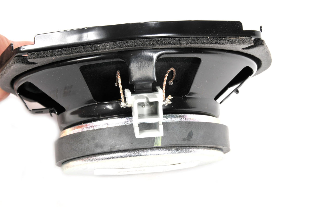 GM Genuine Parts 84196280 Quarter Panel Radio Speaker